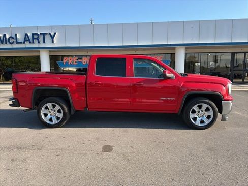 Used 2016 GMC Sierra 1500 SLE w/ SLE Value Package RWD image 3