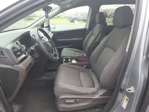 Used 2018 Honda Odyssey LX image 11