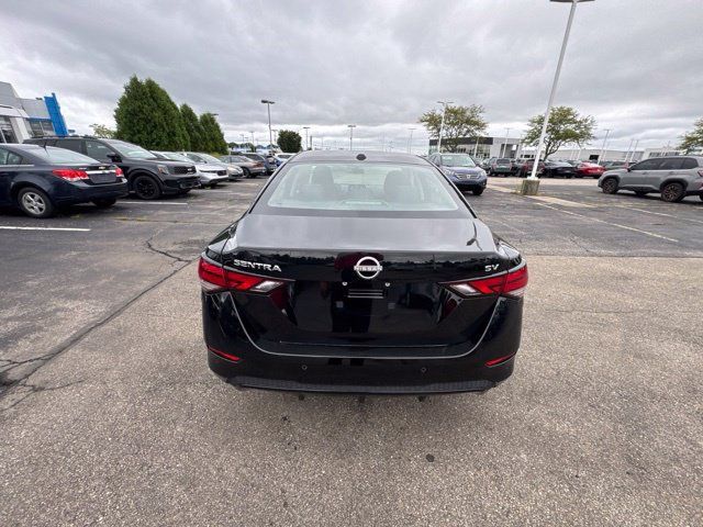 Used 2024 Nissan Sentra SV FWD image 5