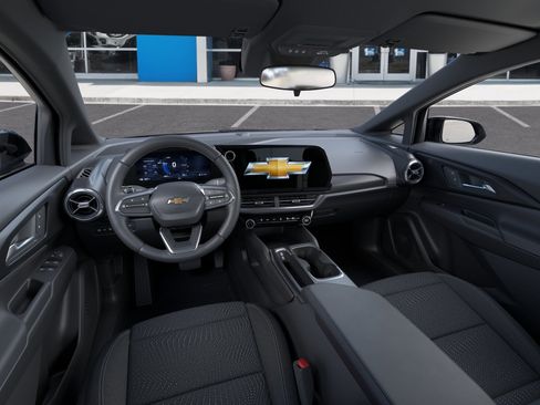 New 2026 Chevrolet Equinox EV LT FWD image 17