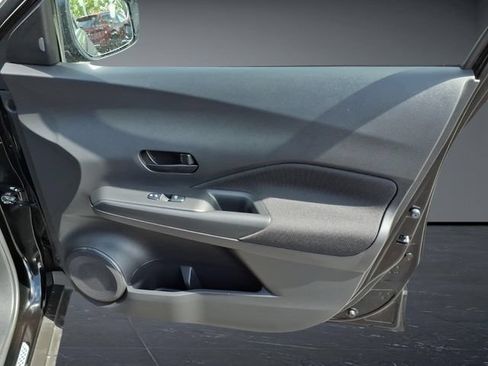 Certified 2025 Nissan Kicks Play S FWD image 22