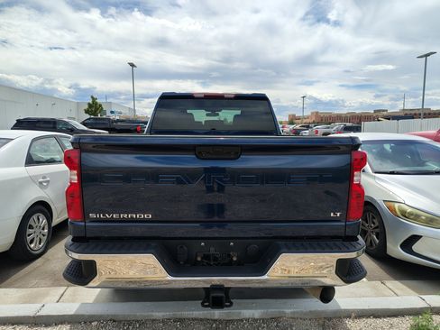 Certified 2022 Chevrolet Silverado 2500 LT w/ Convenience Package AWD/4WD image 5
