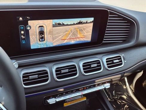 Used 2025 Mercedes-Benz GLE 450 4MATIC image 6