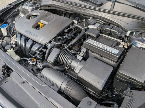 Used 2021 Kia Forte LXS FWD image 37