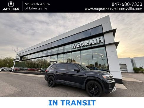 Used 2023 Volkswagen Atlas SE AWD/4WD image 1