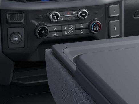 New 2025 Ford F150 XL w/ Equipment Group 103A High image 15