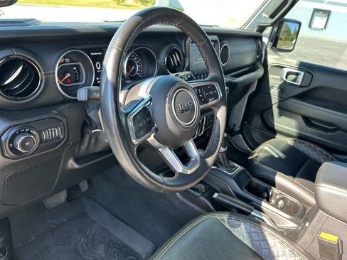 Used 2021 Jeep Wrangler Unlimited Sahara image 16