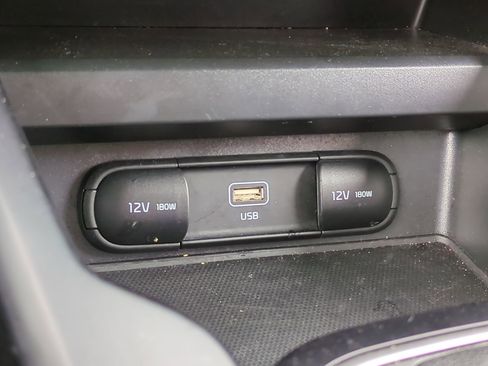 Certified 2024 Kia Soul LX w/ Option Group 015 image 21