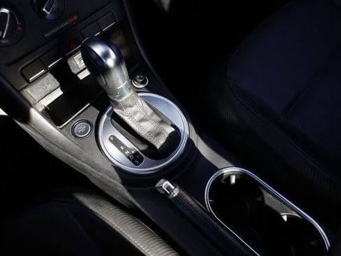 Used 2018 Volkswagen Beetle 2.0T S image 39