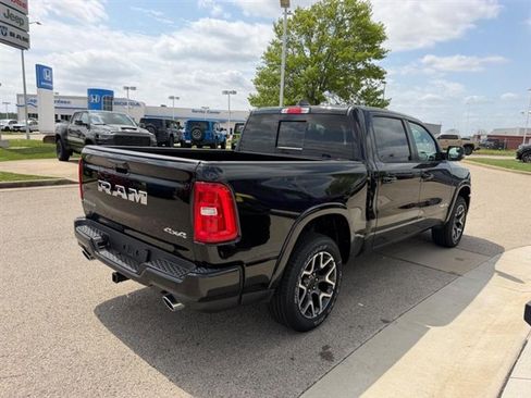 New 2026 RAM 1500 Laramie w/ Sport Appearance Package AWD/4WD image 4