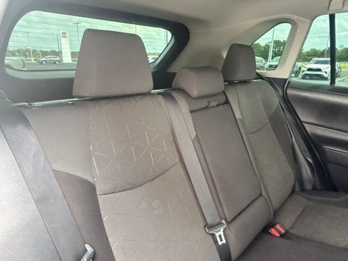 Used 2020 Toyota RAV4 XLE FWD image 27