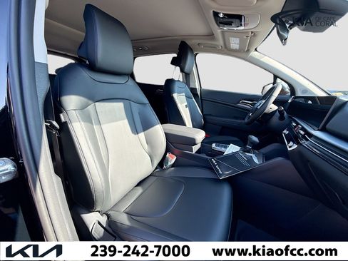 New 2026 Kia Sportage SX image 13