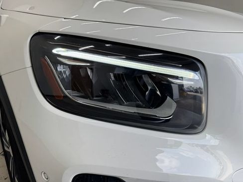 Certified 2024 Mercedes-Benz GLB 250 image 31