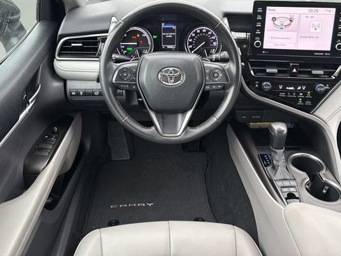 Used 2021 Toyota Camry SE w/ Audio Upgrade Package FWD image 19