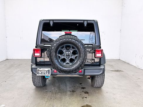 Used 2023 Jeep Wrangler Unlimited w/ 8.4" Radio Group AWD/4WD image 5