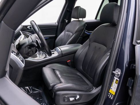 Used 2022 BMW X5 M50i w/ Premium Package AWD/4WD image 17