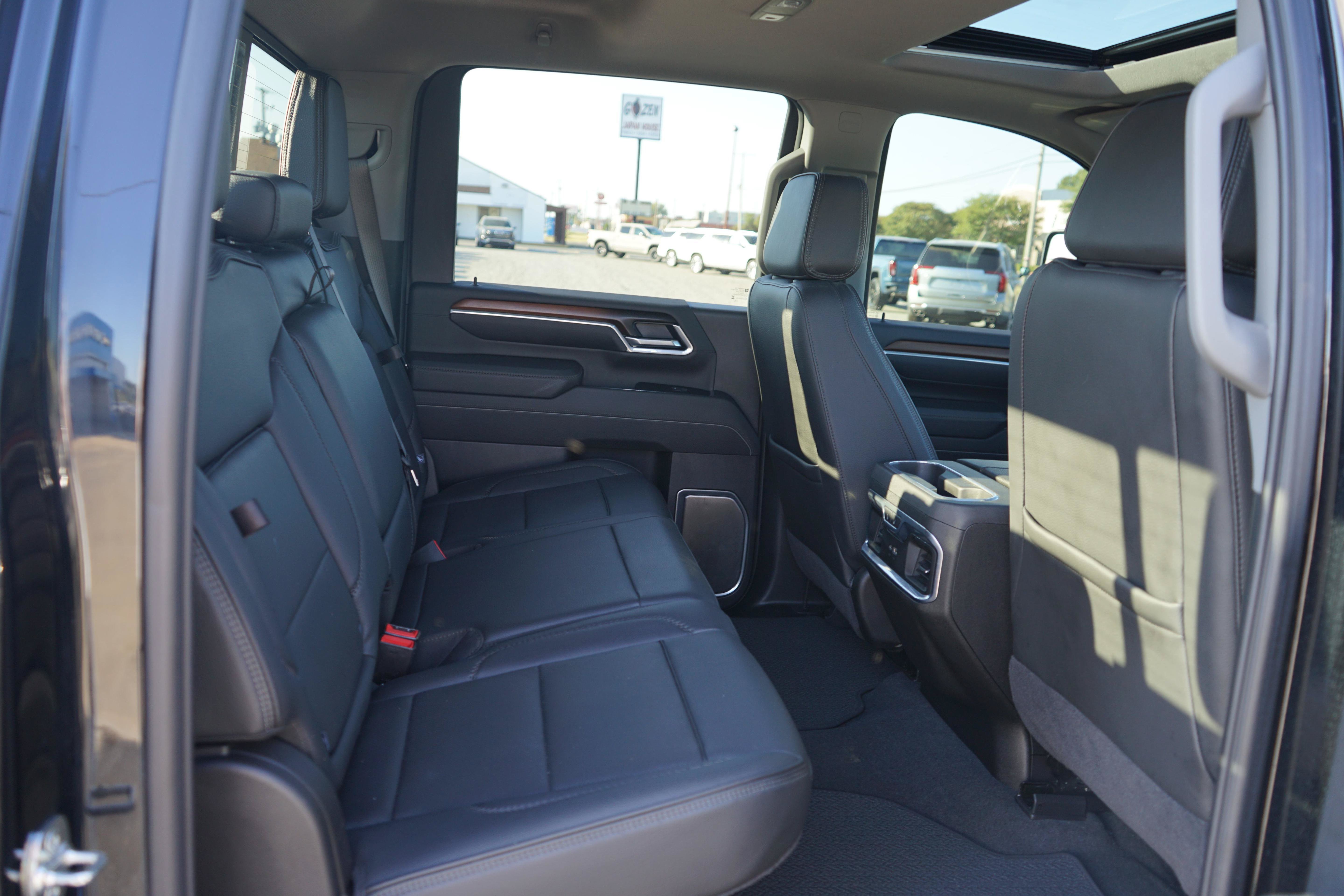 Used 2025 GMC Sierra 2500 Denali AWD/4WD image 25