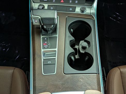 Used 2021 Audi A6 Premium Plus image 17