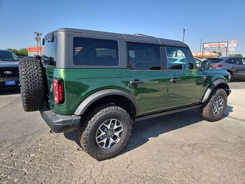 New 2025 Ford Bronco Badlands image 13