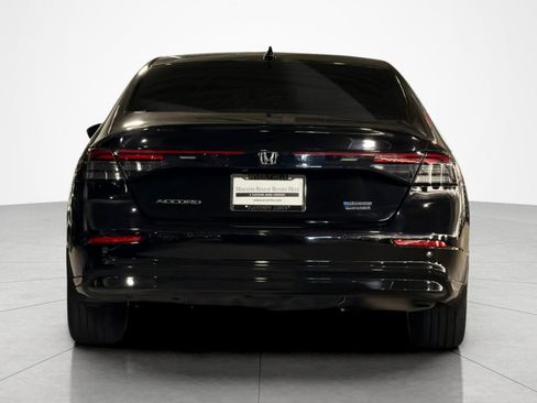 Used 2024 Honda Accord Touring image 4