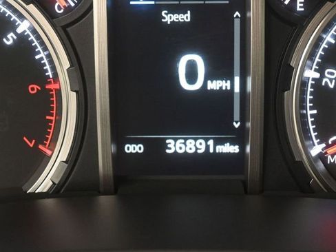 Used 2024 Toyota 4Runner TRD Off-Road image 14