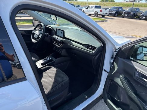 Used 2023 Ford Escape Active FWD image 15