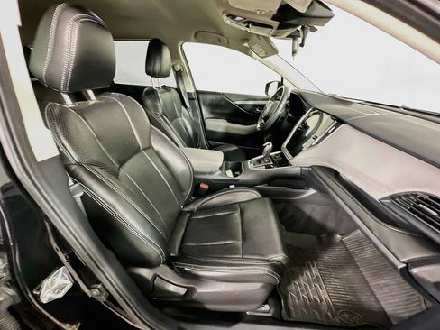 Used 2024 Subaru Outback Premium AWD/4WD image 35
