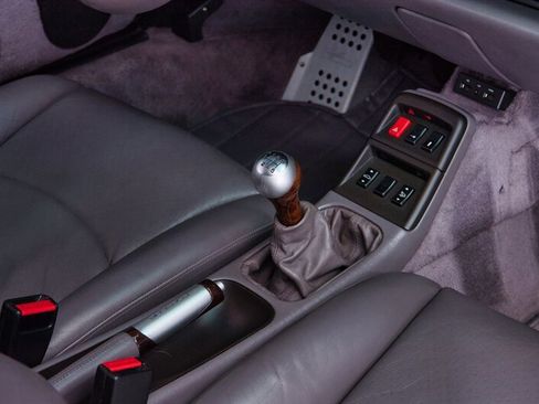 Used 1997 Porsche 911 Carrera image 37