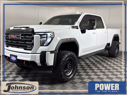 Used 2025 GMC Sierra 2500 AT4 w/ AT4 Premium Plus Package
