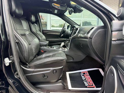 Used 2018 Jeep Grand Cherokee Trackhawk AWD/4WD image 37