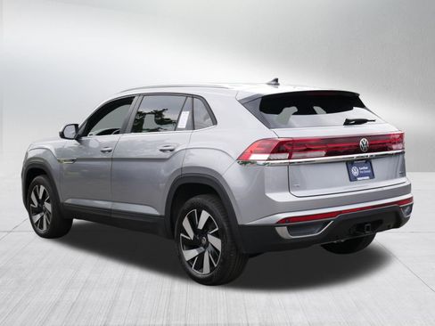 Certified 2026 Volkswagen Atlas Cross Sport SE AWD/4WD image 5