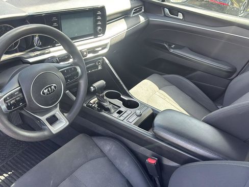 Used 2021 Kia K5 LXS FWD image 10