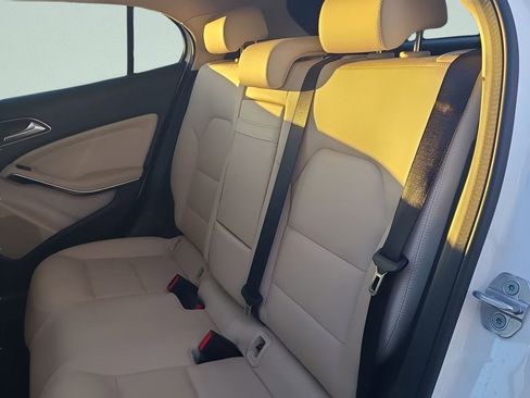 Used 2019 Mercedes-Benz GLA 250 image 20