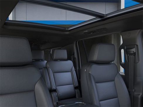 New 2026 Chevrolet Suburban Z71 image 24