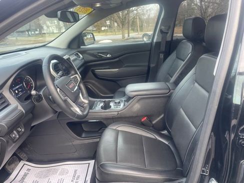 Used 2023 GMC Acadia SLT w/ Trailering Package image 15