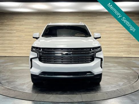 Used 2024 Chevrolet Suburban High Country AWD/4WD image 9
