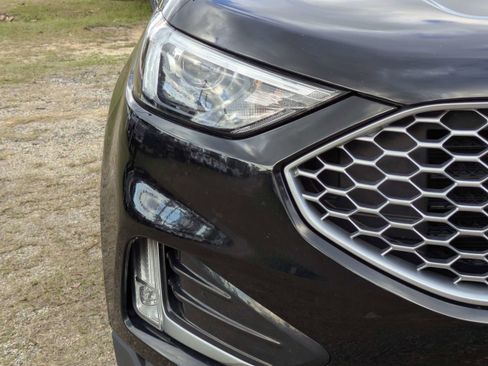 Used 2023 Ford Edge SEL w/ Convenience Package image 11