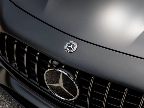 Used 2023 Mercedes-Benz E 63 AMG S image 2