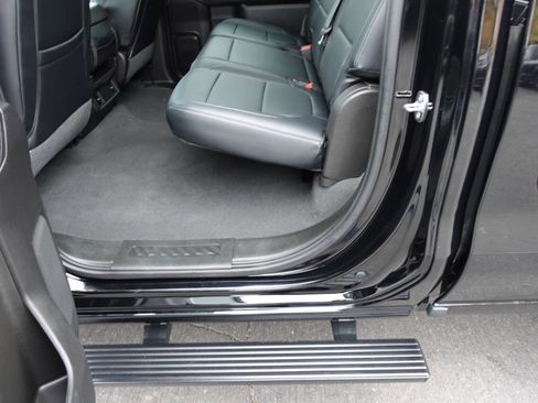 Used 2023 Chevrolet Silverado 1500 Custom image 21