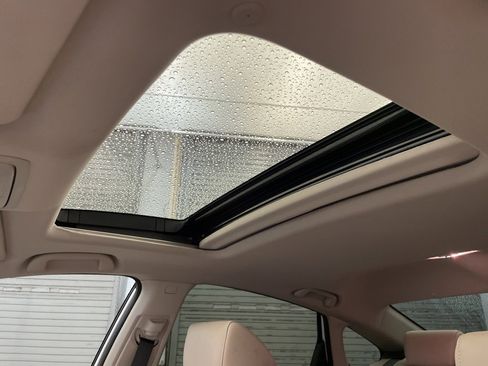 Used 2022 Honda Accord EX-L image 17