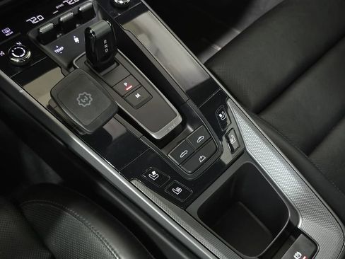 Certified 2021 Porsche 911 Carrera RWD image 20