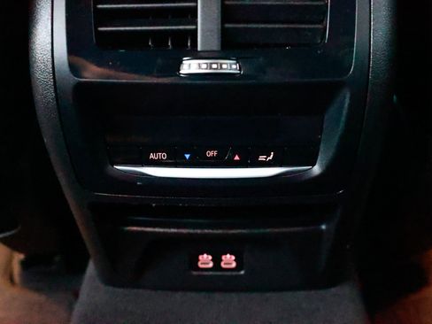 Used 2022 BMW X4 M40i w/ Premium Package image 35