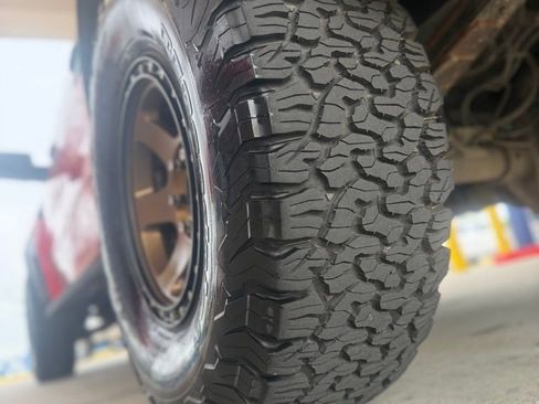 Used 2013 Ford F150 Raptor w/ Luxury Equipment Group image 13