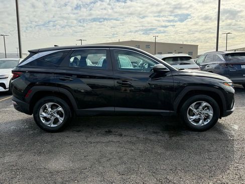 Used 2023 Hyundai Tucson SE image 8
