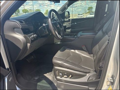 Used 2020 Cadillac Escalade Platinum AWD/4WD image 4