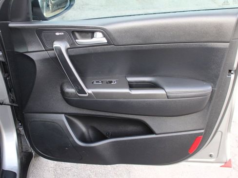 Used 2021 Kia Sportage LX image 21