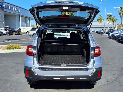 Used 2019 Subaru Outback 2.5i Limited image 17