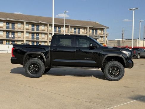 New 2026 Toyota Tundra Limited AWD/4WD image 3