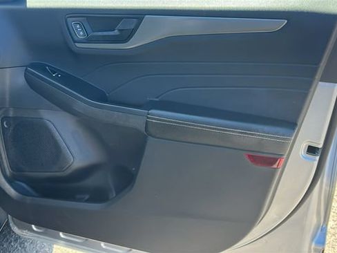 Certified 2024 Ford Escape Active FWD image 10
