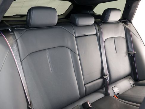 Used 2025 BMW M5 Touring image 64